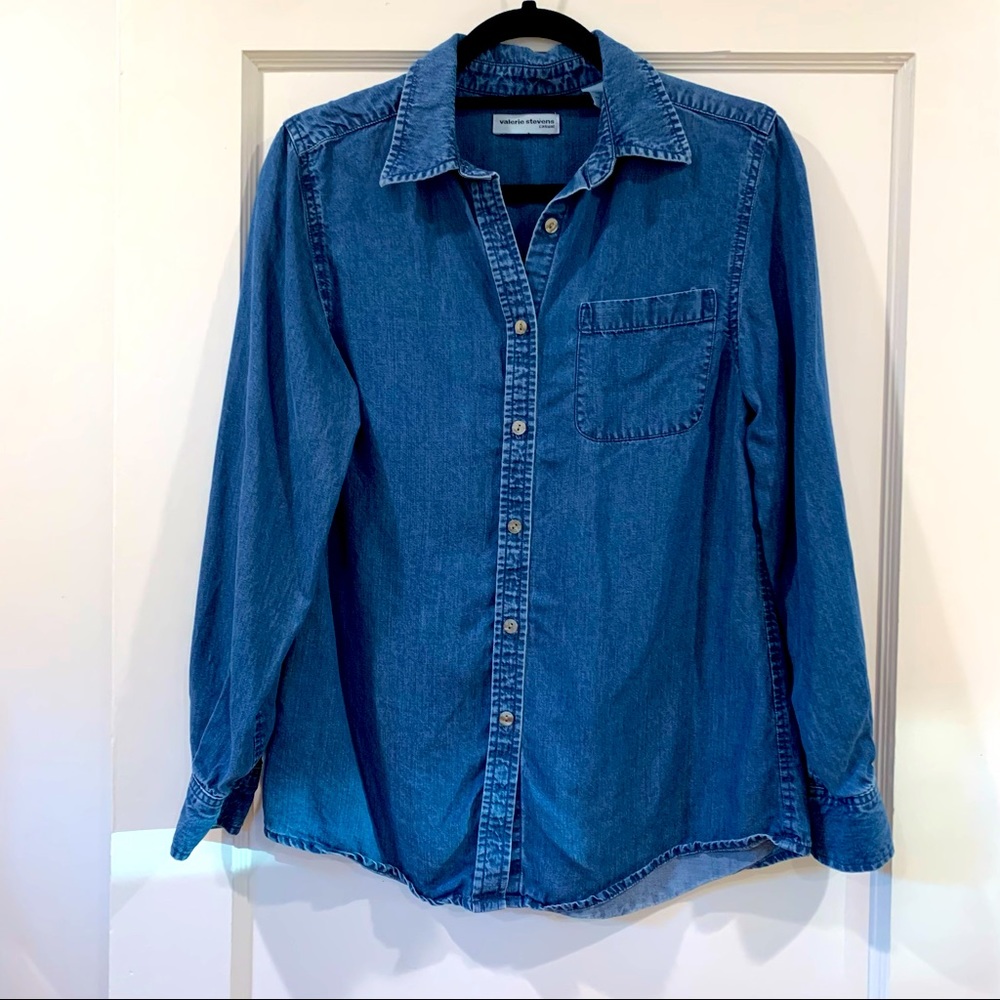 ✨ Chambray Denim Button Down Shirt - S